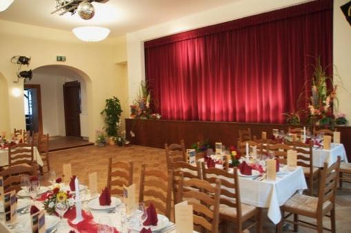Hotel Goldner Loewe Stolpen Kültér fotó
